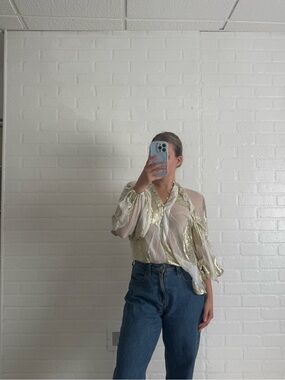 NWT Jen’s Pirate Booty Blouse Tunic Button in White Metallic Gold